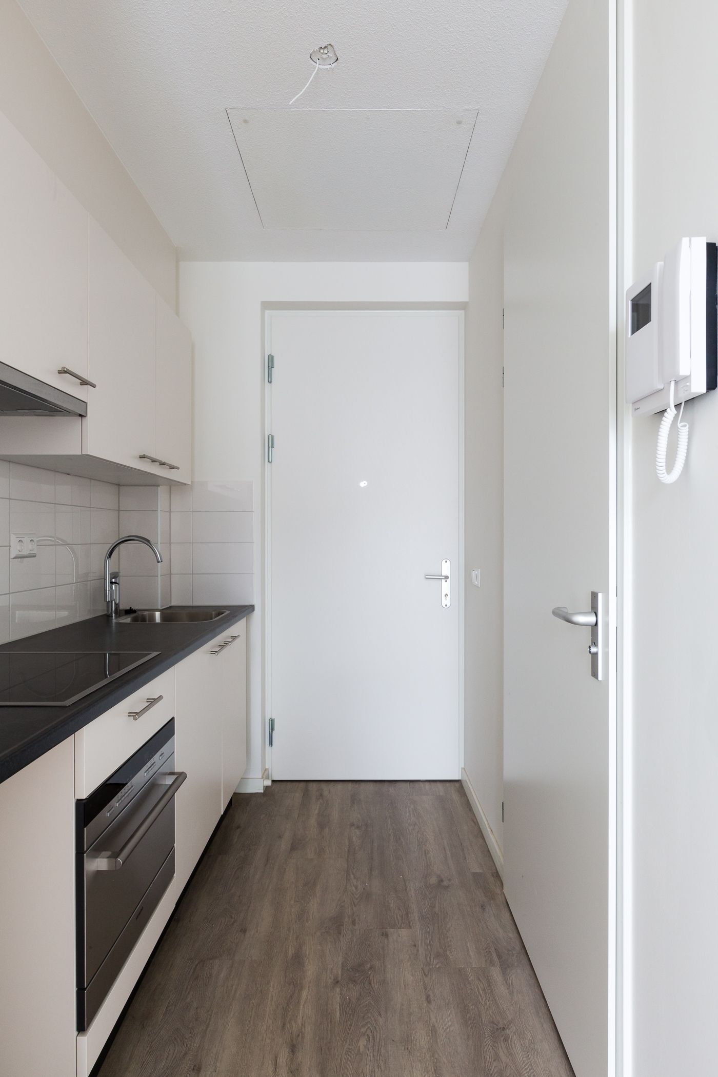 Photo 5 of Rogier van der Weydestraat 6-A2