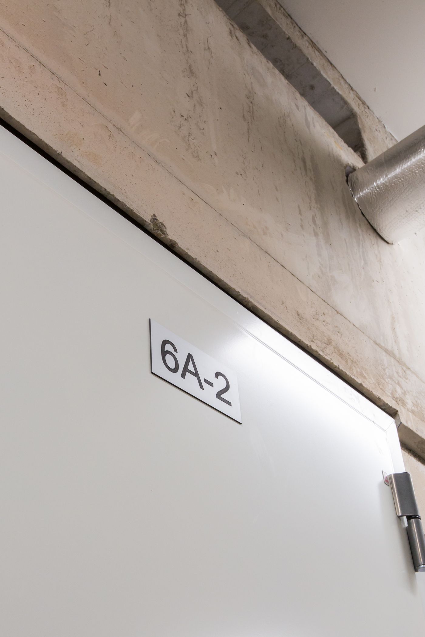 Photo 14 of Rogier van der Weydestraat 6-A2