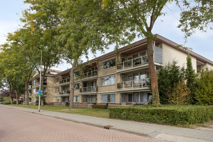 Photo 37 of Waldhoornlaan 39-C