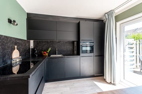 Horst 27 32 tertiary image