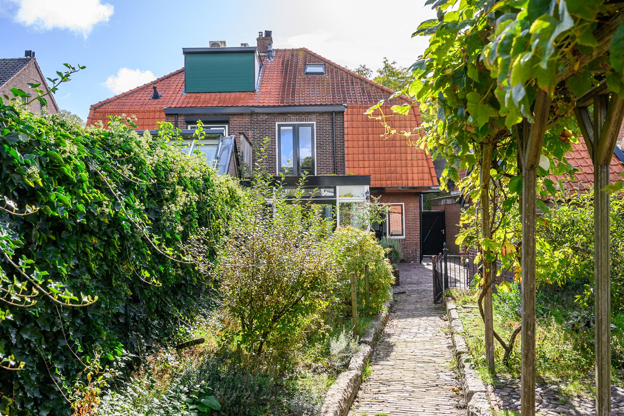 Photo 30 of Larenseweg 105