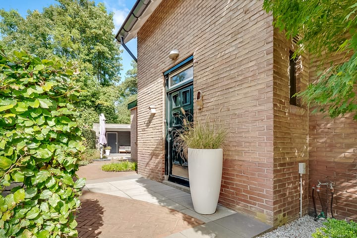 Photo 10 of Julianaweg 34