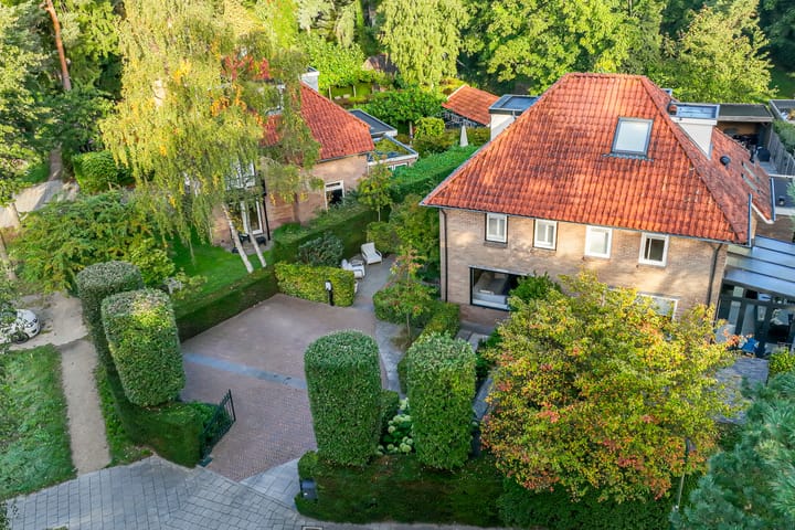 Photo 47 of Julianaweg 34