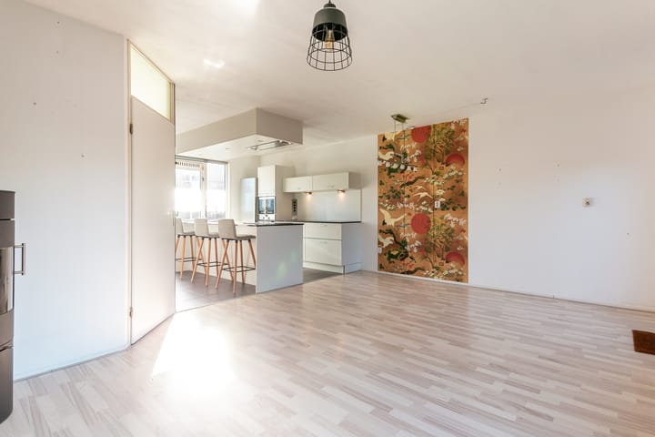 Foto 11 van Rhônestraat 218