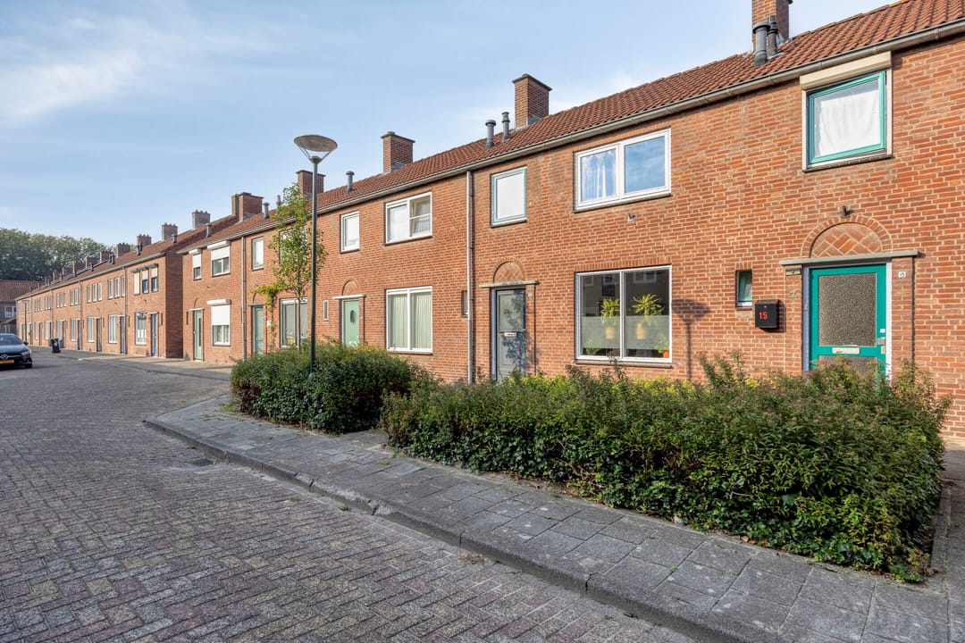 Foto 28 van Pinksterbloemstraat 17