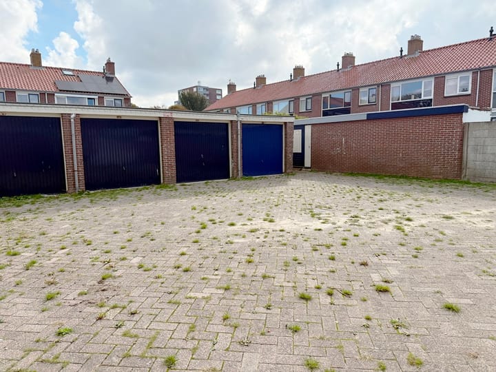 Photo 2 of Jekerstraat 37