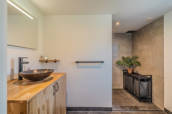 Photo 24 of Oudewerfslaan 32