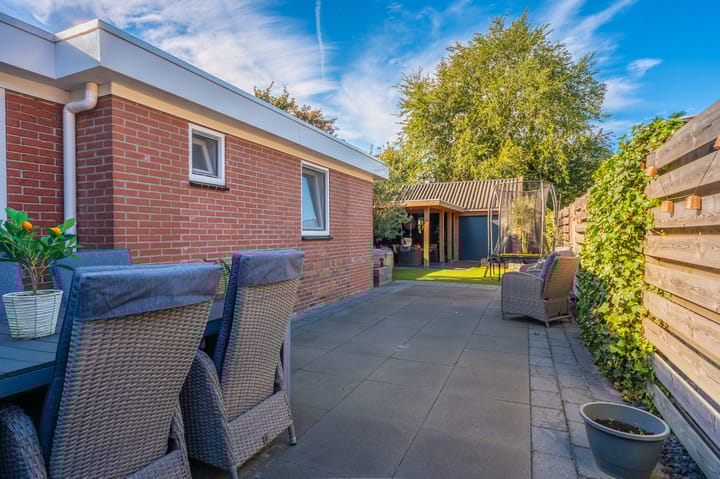 Photo 39 of Oudewerfslaan 32