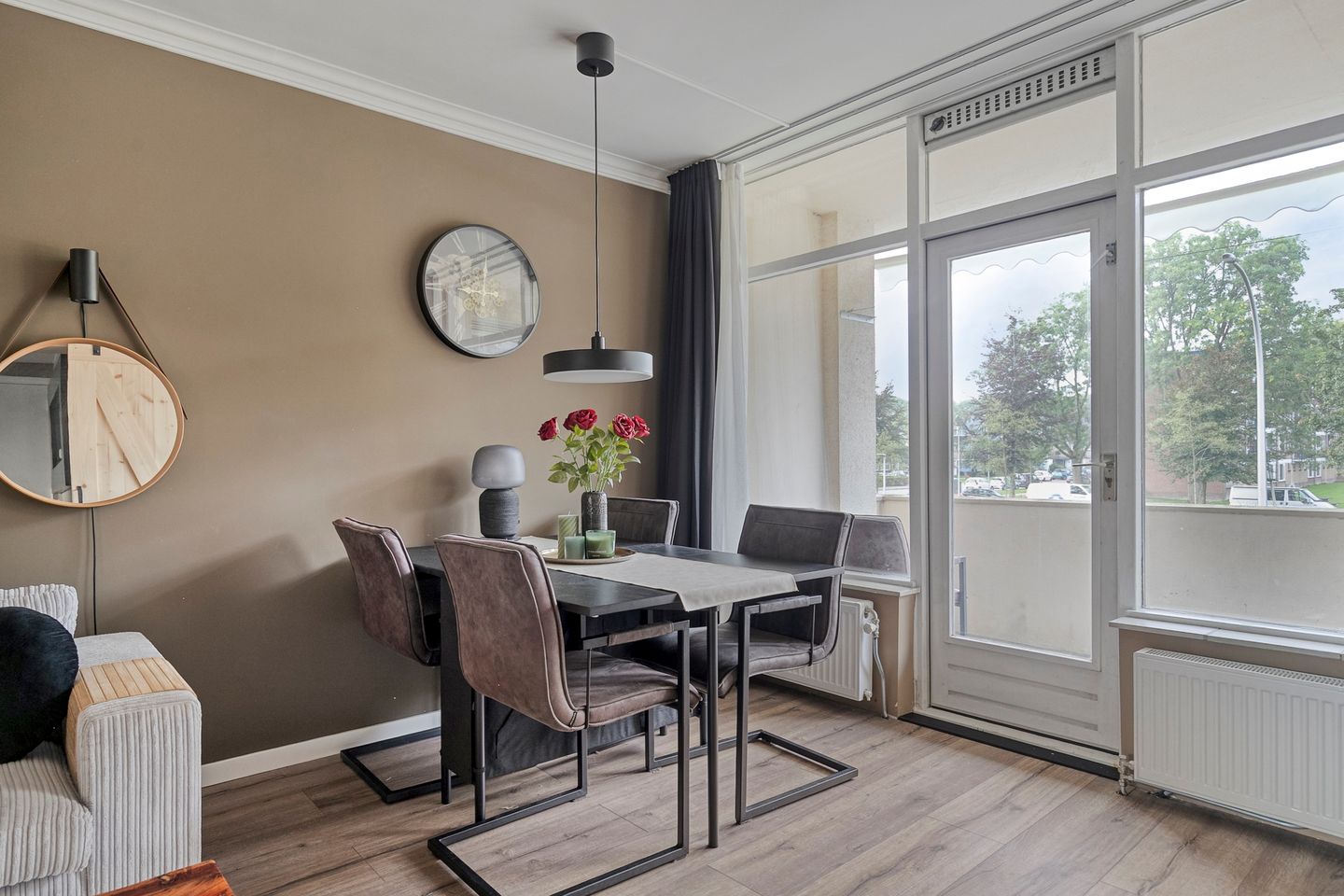 Photo 4 of Admiraal de Ruyterweg 35