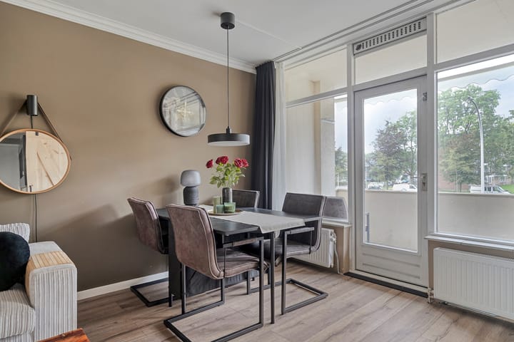 Photo 4 of Admiraal de Ruyterweg 35