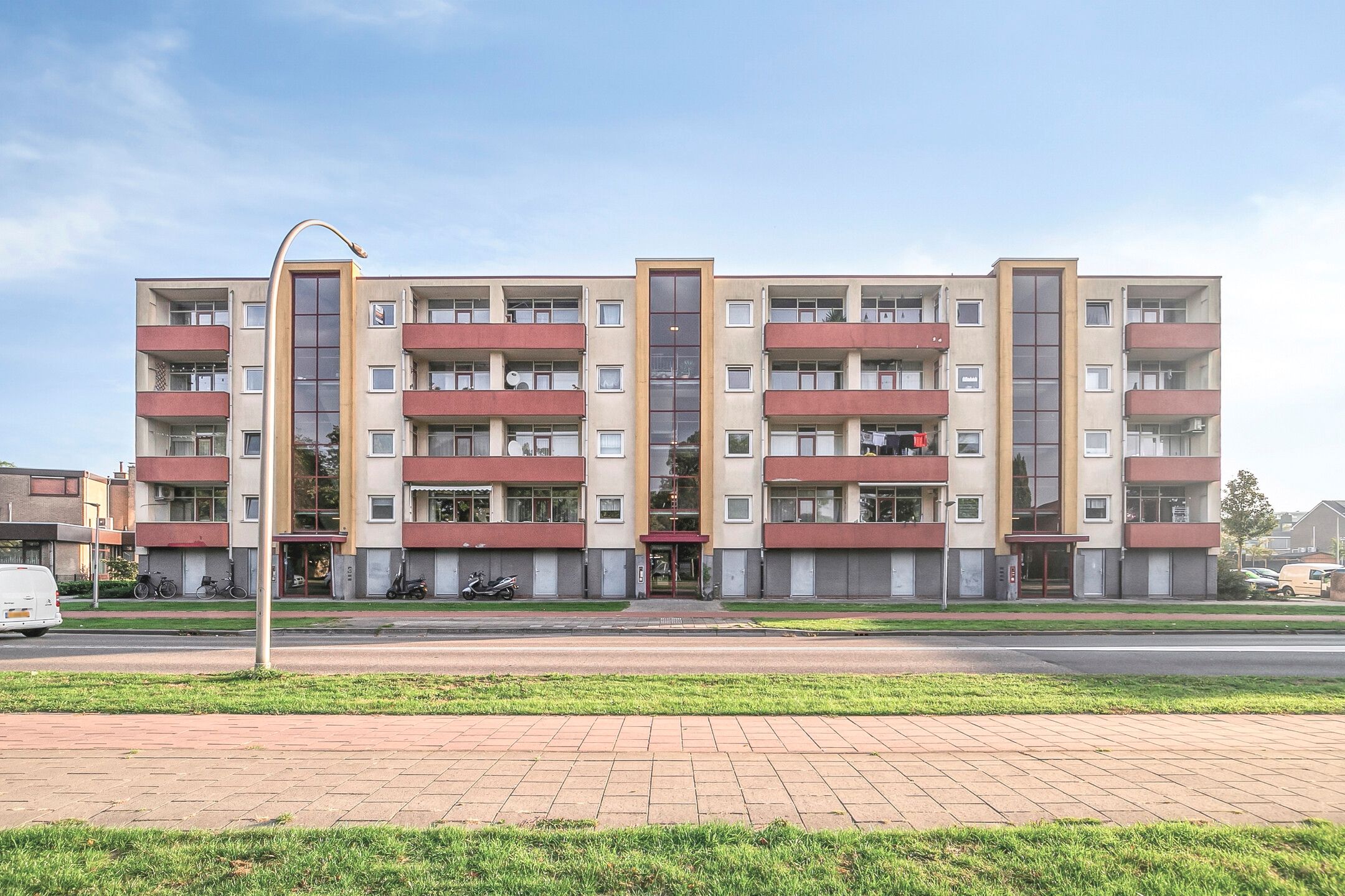 Photo 24 of Admiraal de Ruyterweg 35