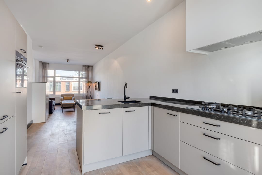 Foto 2 van Westduinweg 74-A