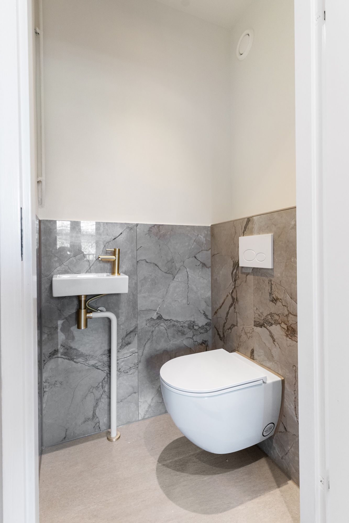 Photo 35 of Hammarskjöldlaan 593