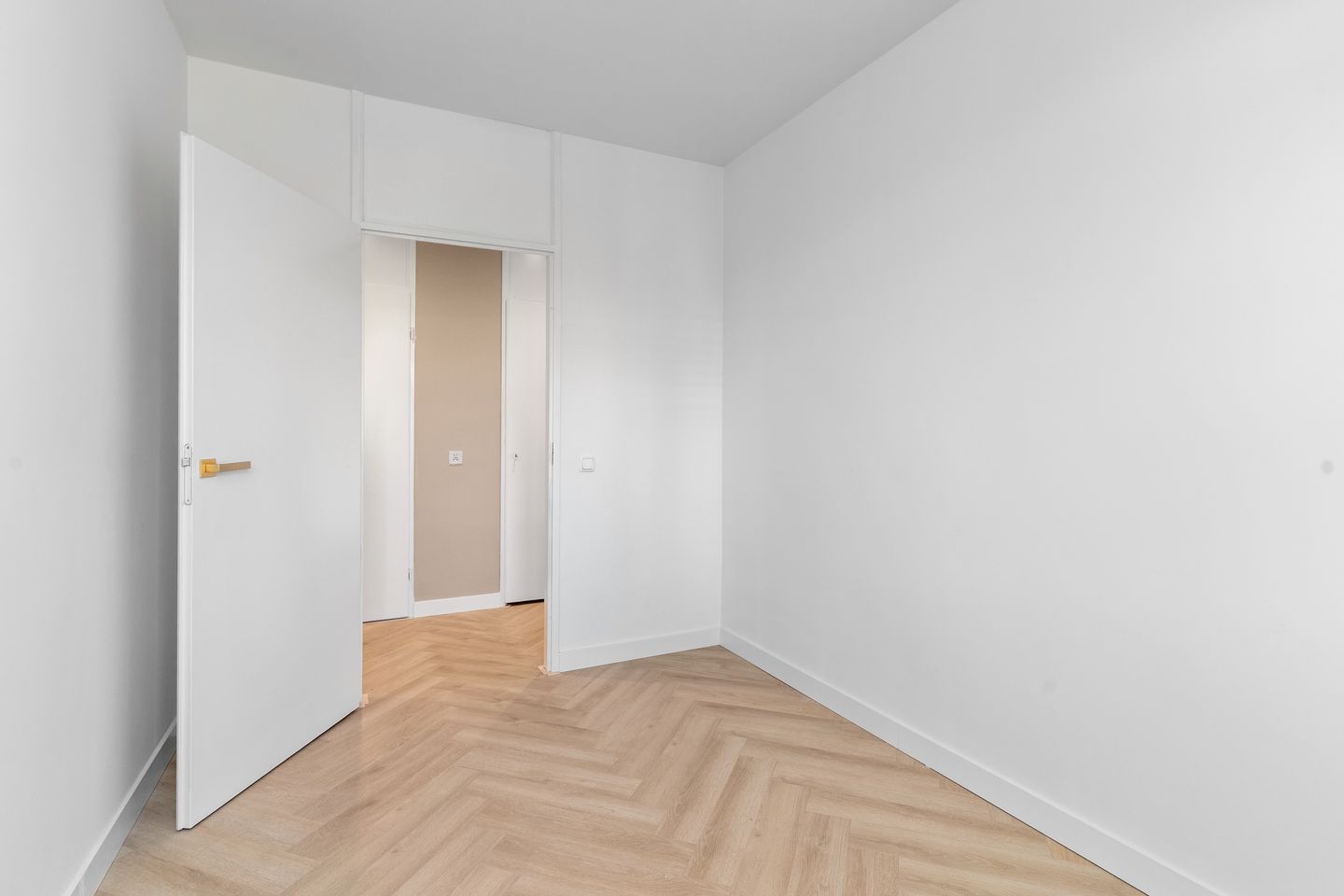 Photo 40 of Hammarskjöldlaan 593