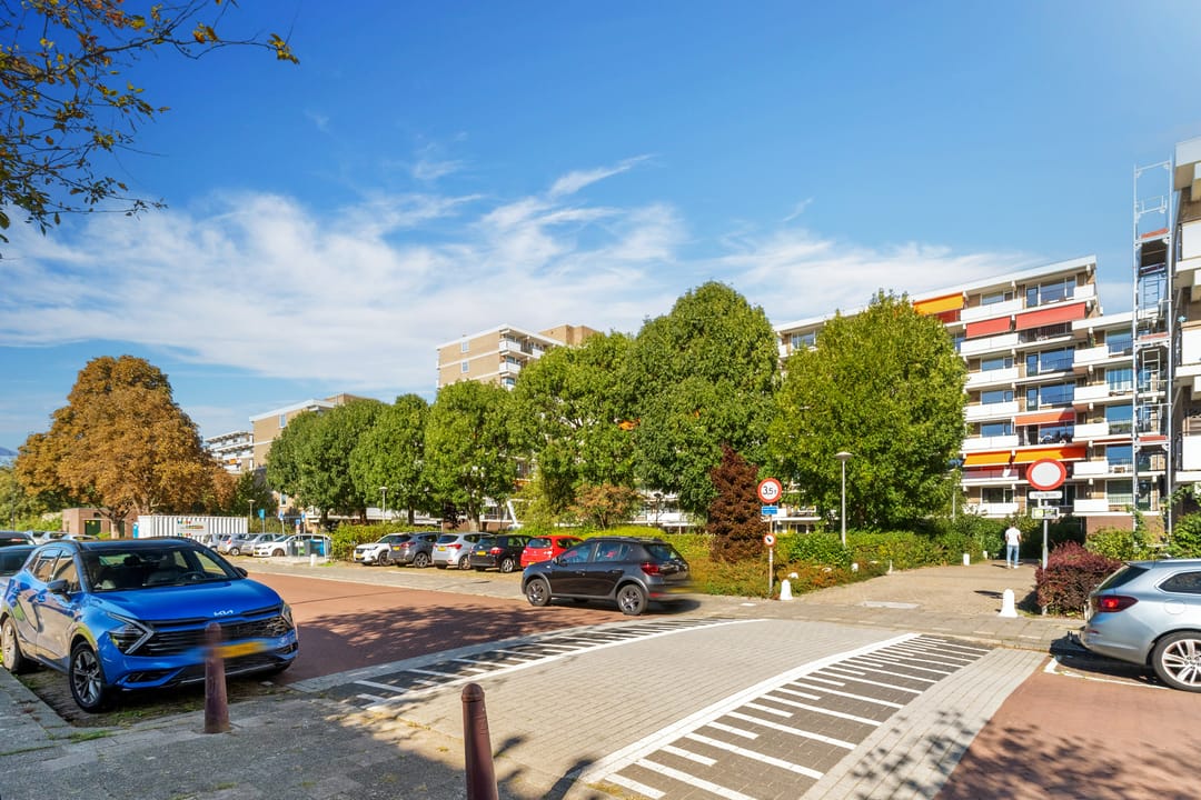 Photo 47 of Hammarskjöldlaan 593