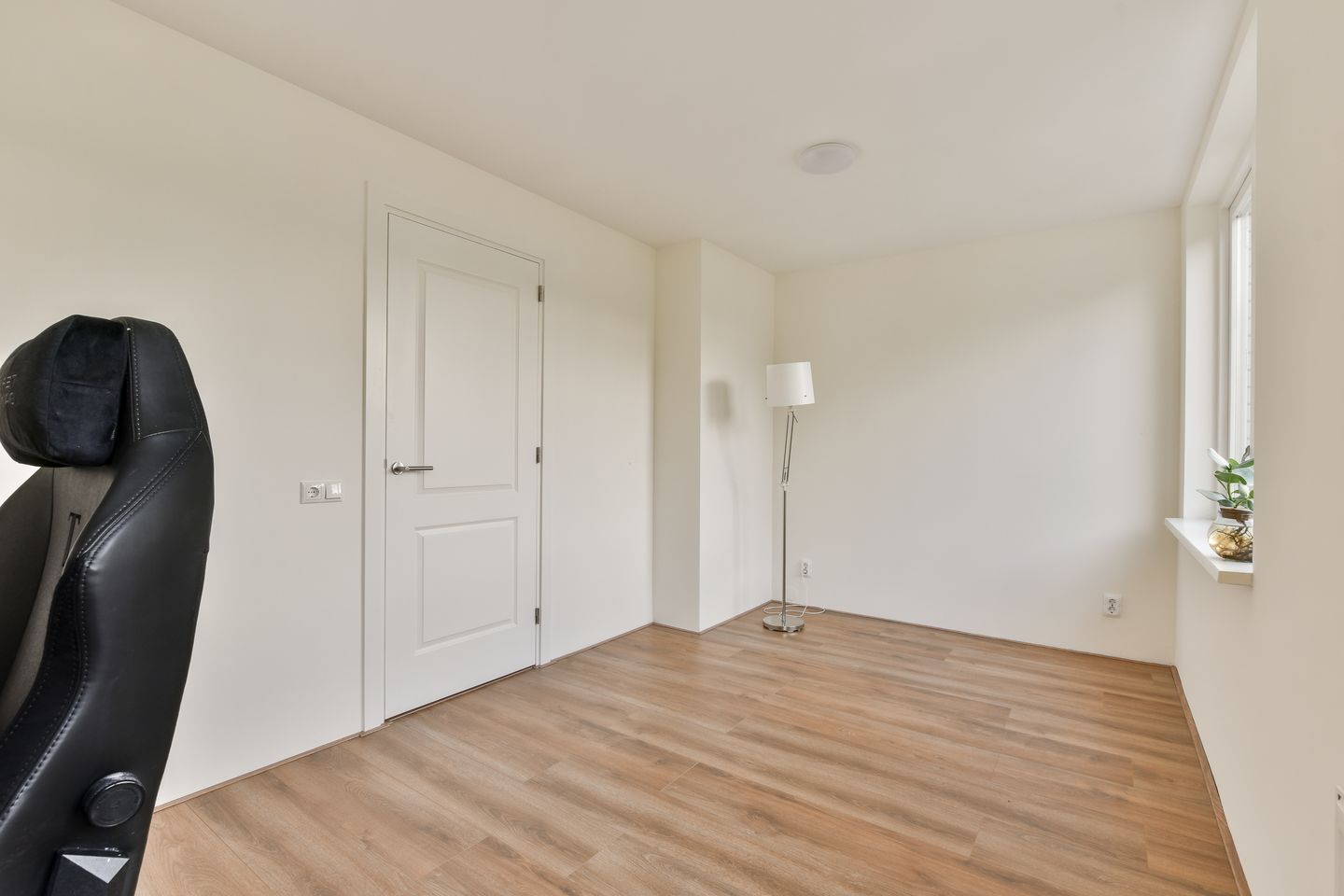 Photo 25 of Wethouder Steinmetzstraat 91