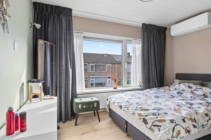 Photo 30 of Meeuwenlaan 5