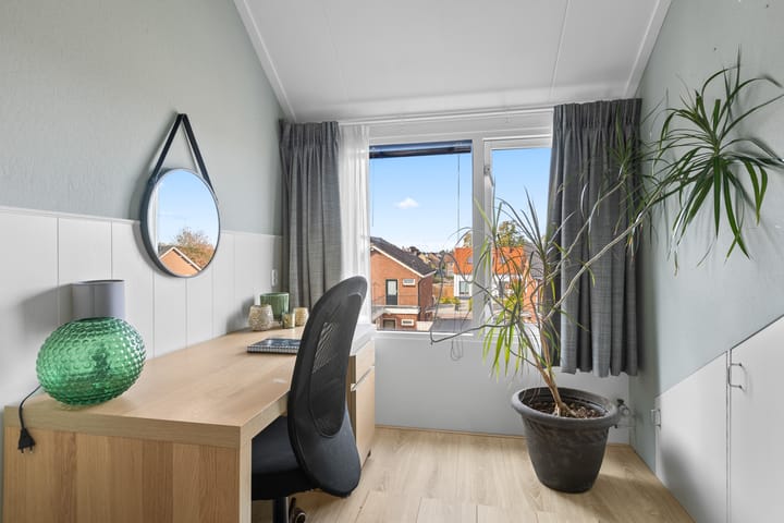 Photo 36 of Meeuwenlaan 5