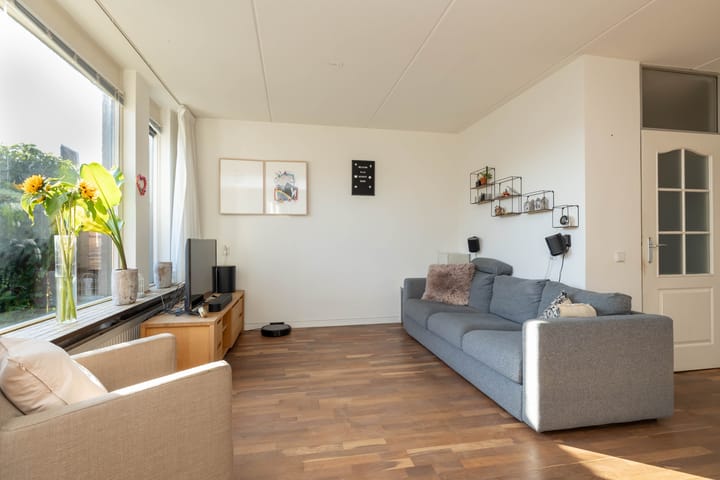 Foto 11 van van Leeuwenhoekstraat 9