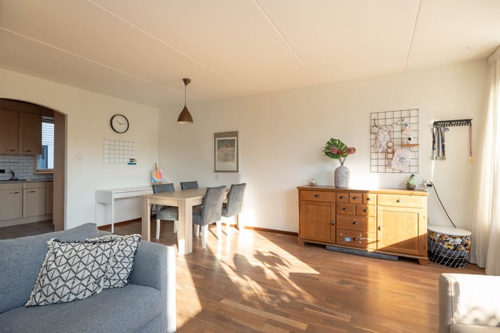 Foto 13 van van Leeuwenhoekstraat 9