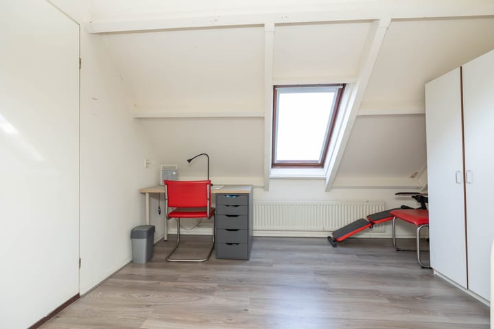 Foto 37 van van Leeuwenhoekstraat 9