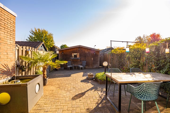 Foto 39 van van Leeuwenhoekstraat 9