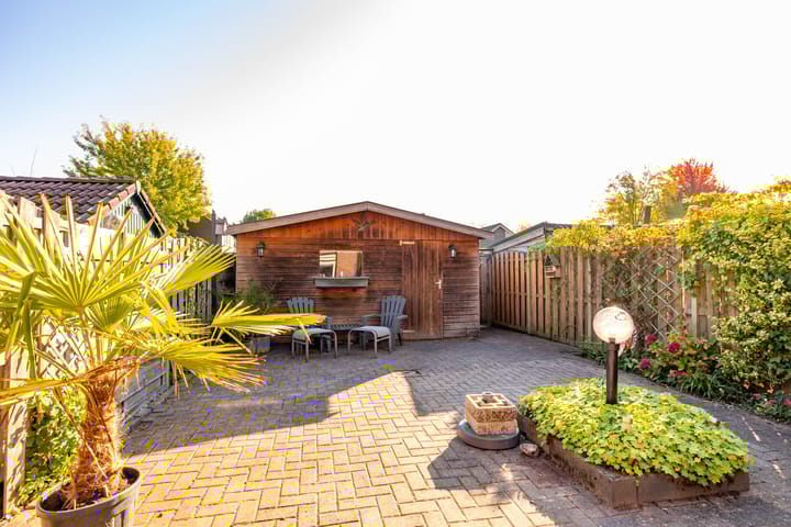 Foto 40 van van Leeuwenhoekstraat 9