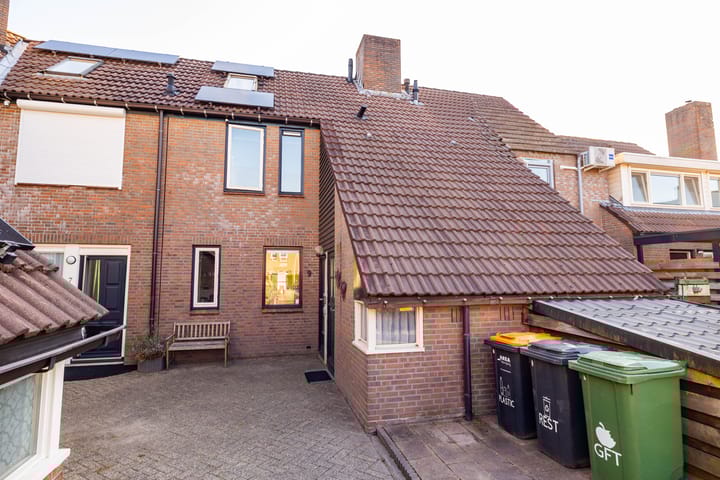 Foto 48 van van Leeuwenhoekstraat 9