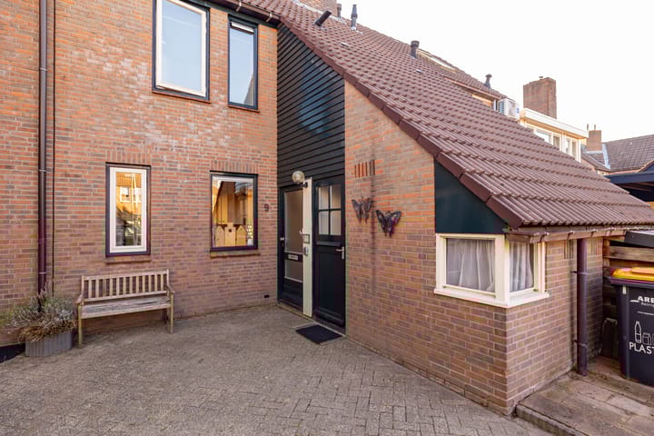 Foto 49 van van Leeuwenhoekstraat 9