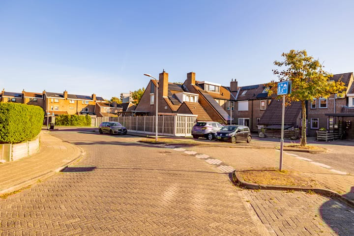 Foto 52 van van Leeuwenhoekstraat 9