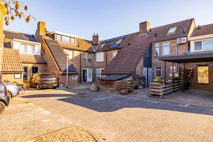 Foto 54 van van Leeuwenhoekstraat 9