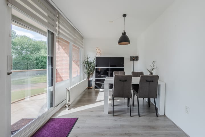 Foto 8 van Deltastraat 32