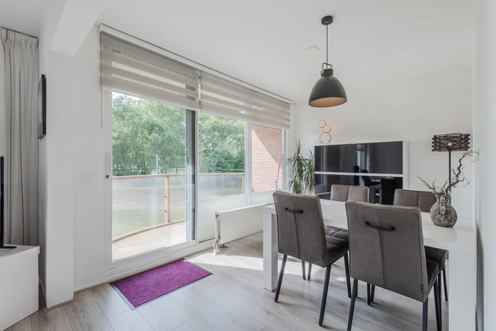 Foto 12 van Deltastraat 32