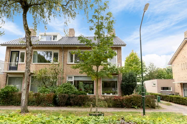 Hubertus van der Clusenstraat 6