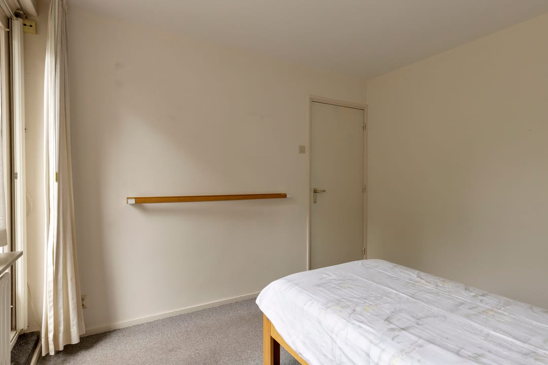 Photo 16 of Hubertus van der Clusenstraat 6