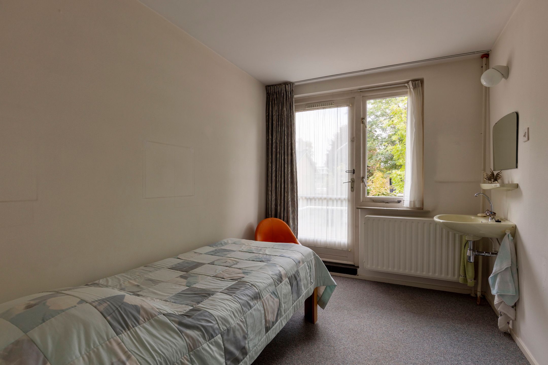 Photo 21 of Hubertus van der Clusenstraat 6