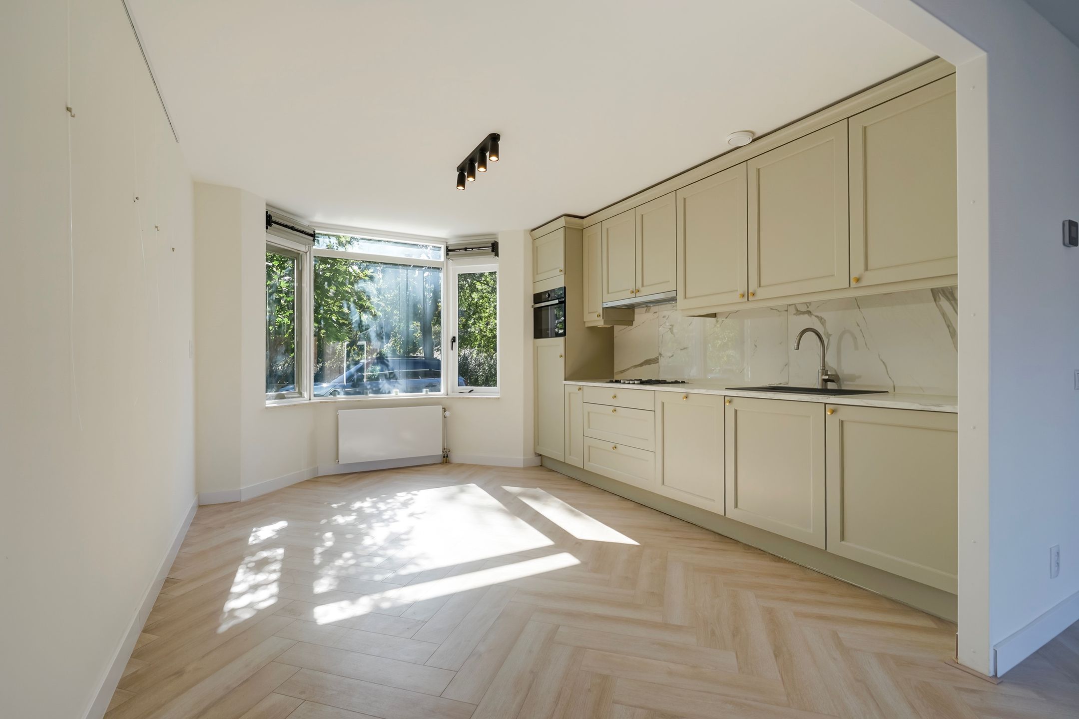 Photo 15 of Zandzeggelaan 199