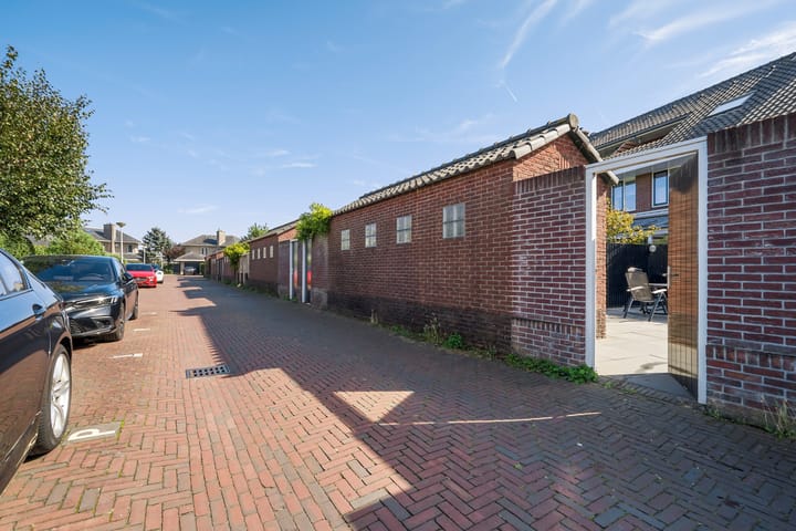 Photo 28 of Zandzeggelaan 199