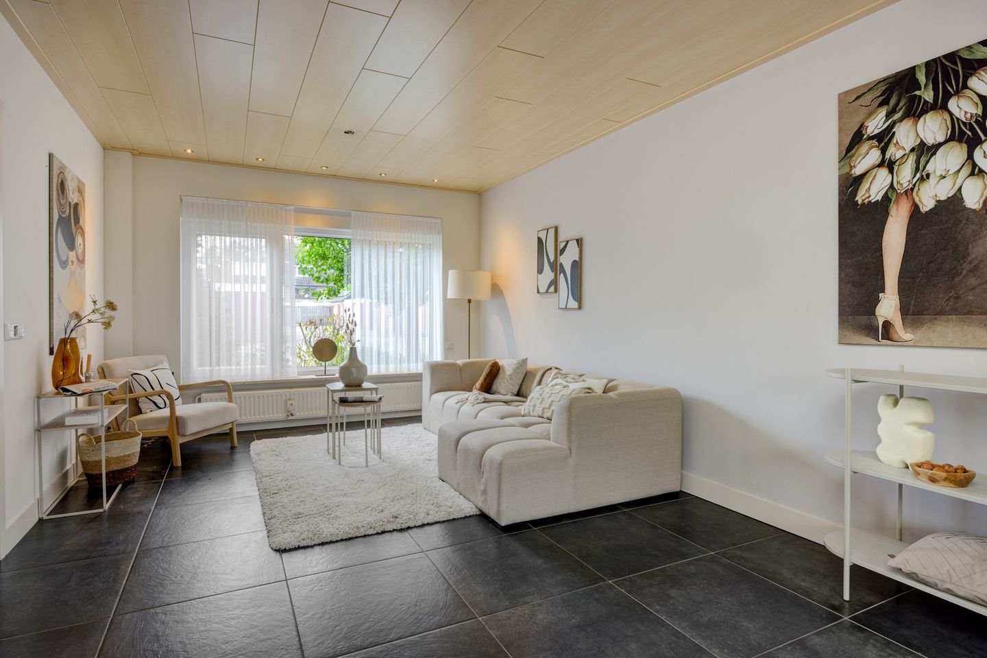 Foto 10 van Adelheid van Voornstraat 29