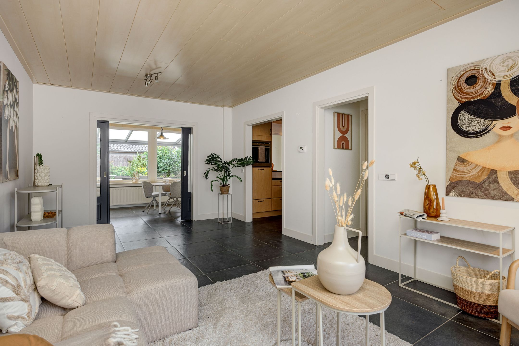 Foto 12 van Adelheid van Voornstraat 29