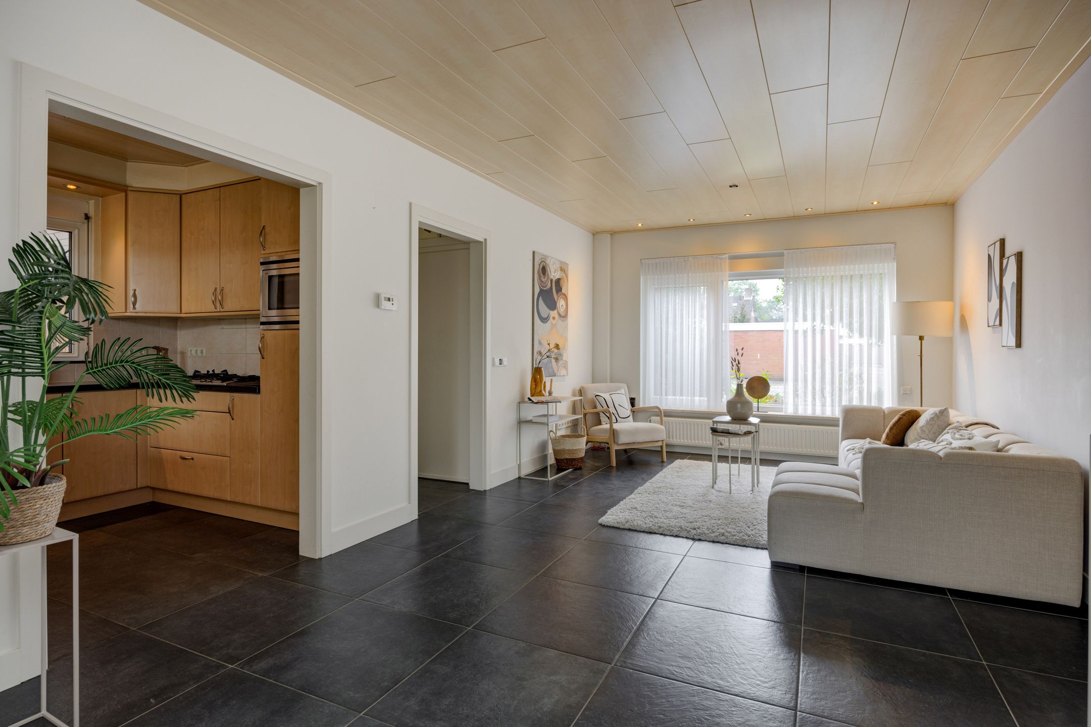 Foto 9 van Adelheid van Voornstraat 29