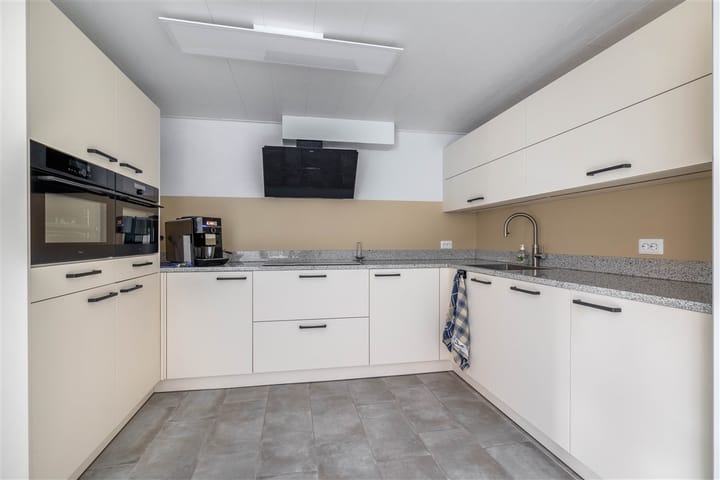 Foto 2 van Langeleegte 12