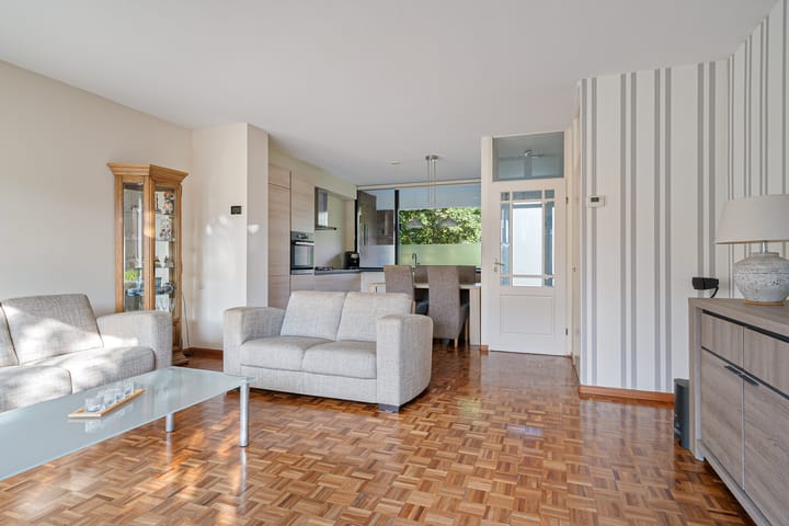 Photo 3 of Aardster 247