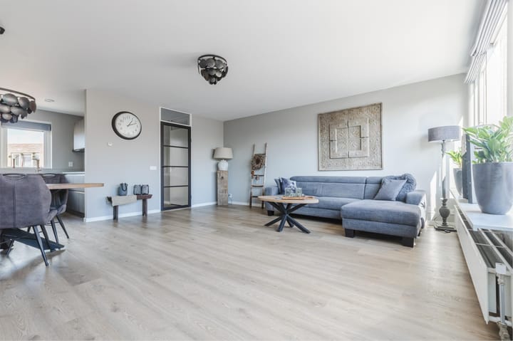 Foto 16 van Emmastraat 152