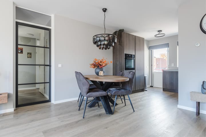 Foto 17 van Emmastraat 152