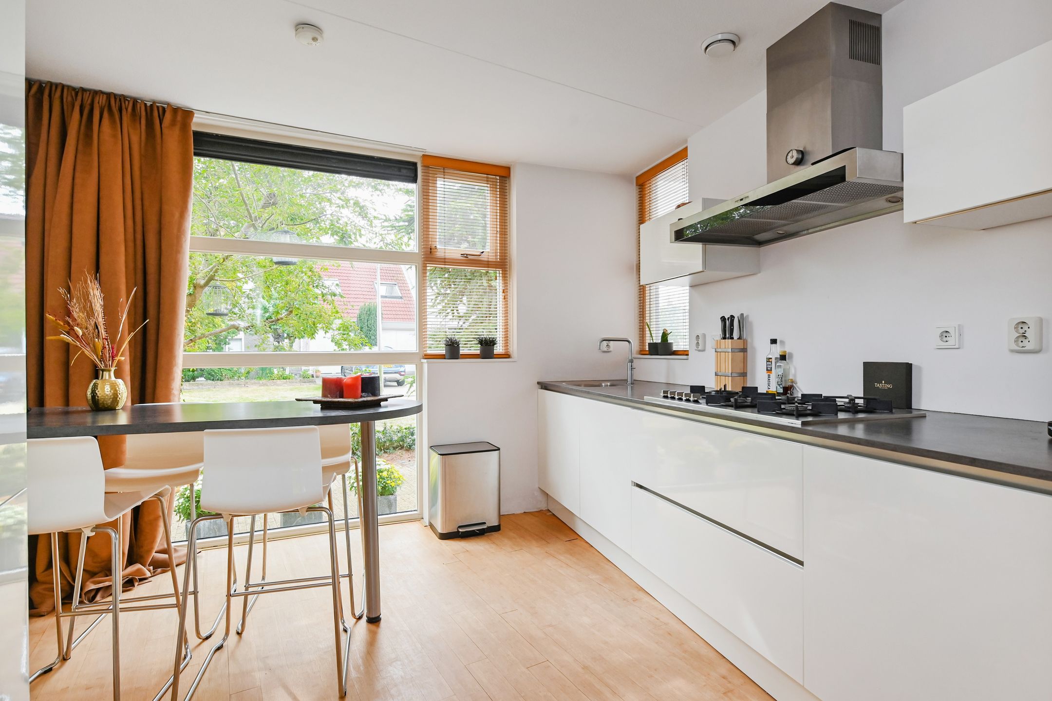 Foto 15 van Dahlia 5