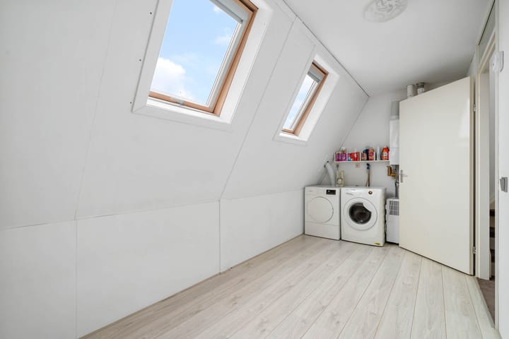 Foto 38 van H. Reptonstraat 82