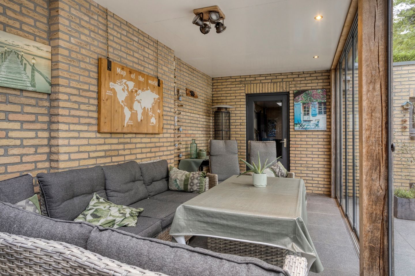 Foto 14 van Koningin Emmastraat 21