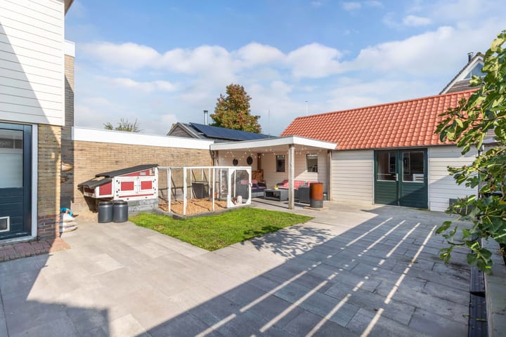 Foto 2 van Meester Vrijburgstraat 11