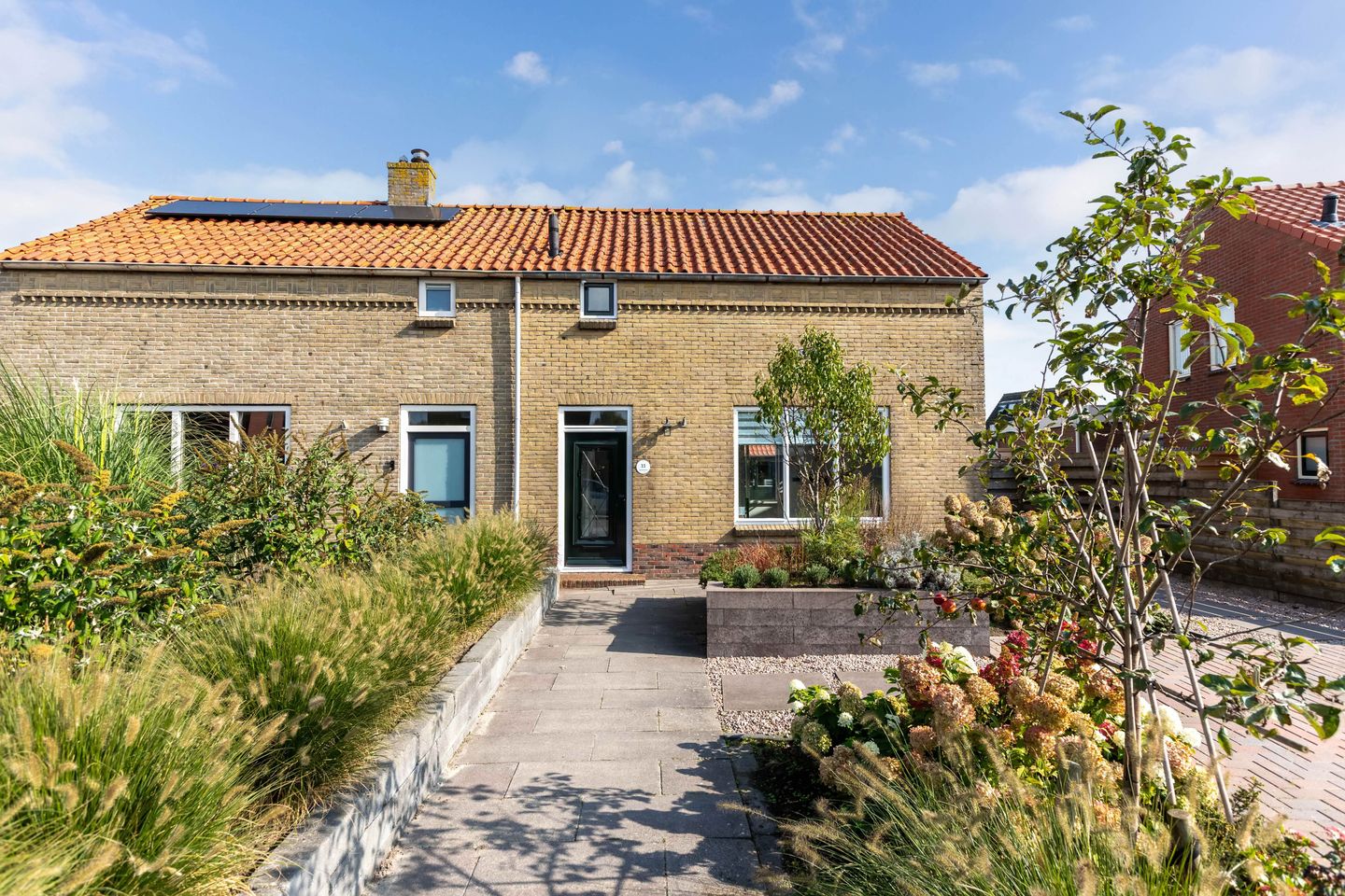 Foto 5 van Meester Vrijburgstraat 11